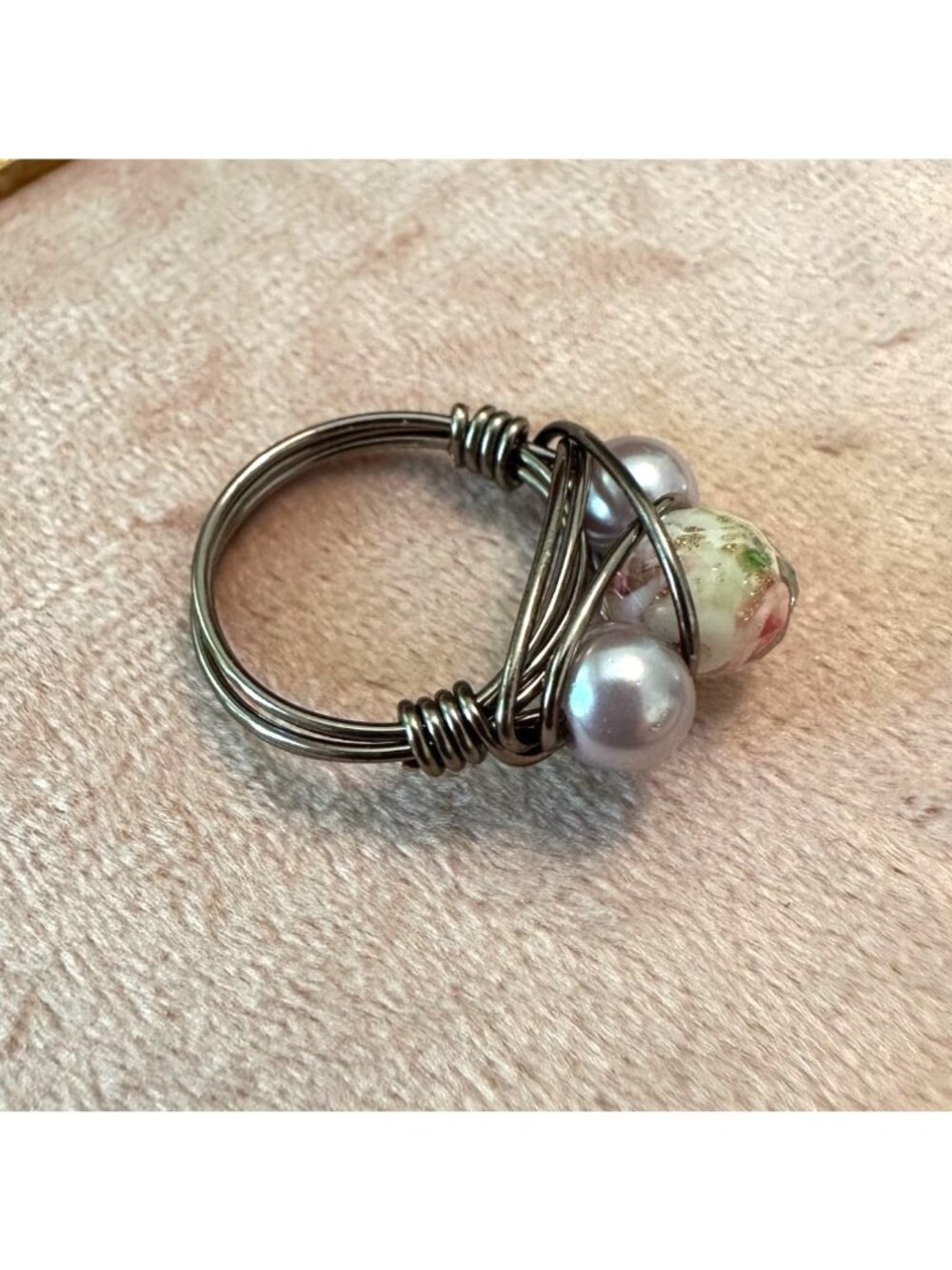 Handmade Wire Wrapped Ring Lampwork Bead & Purple Glass Pearls Gunmetal Sz 5 1/4 - Picture 6 of 10